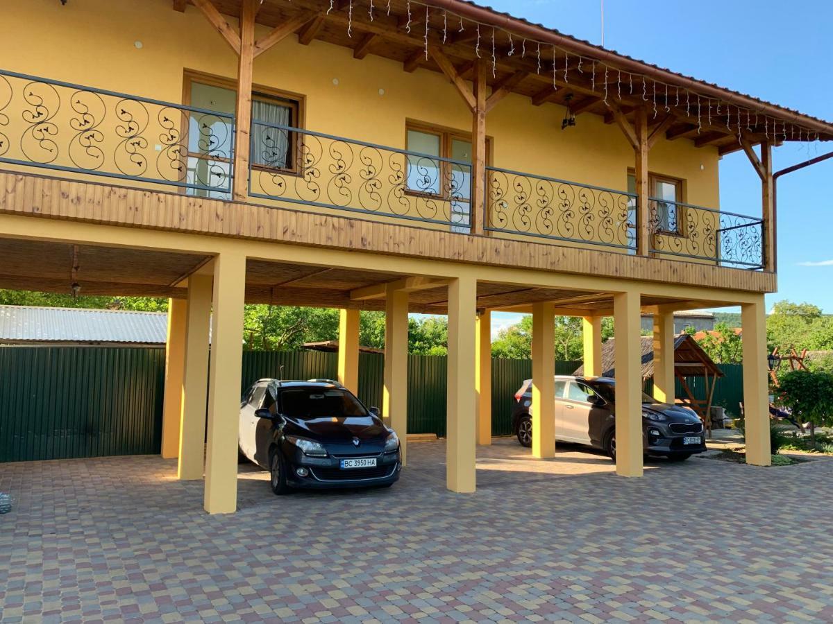 Міні Готель Вілла Вікторія Berehove  Exterior photo